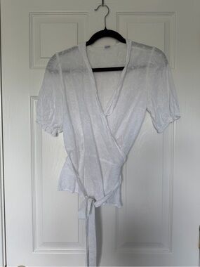 Old Navy White Eyelet Wrap Top Size Small